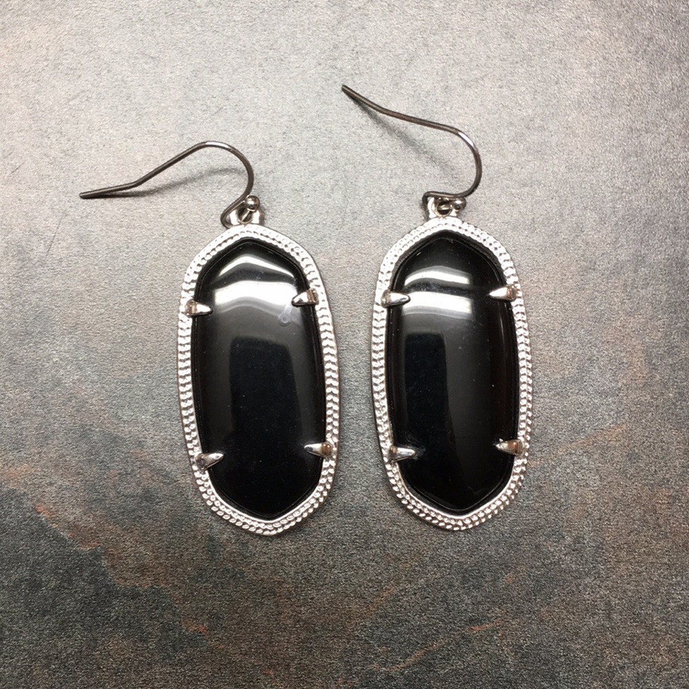 Kendra Scott Black oval earrings